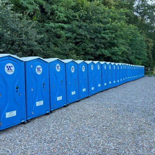 Brak toalety na festynie? Tak rozwiążesz ten problem